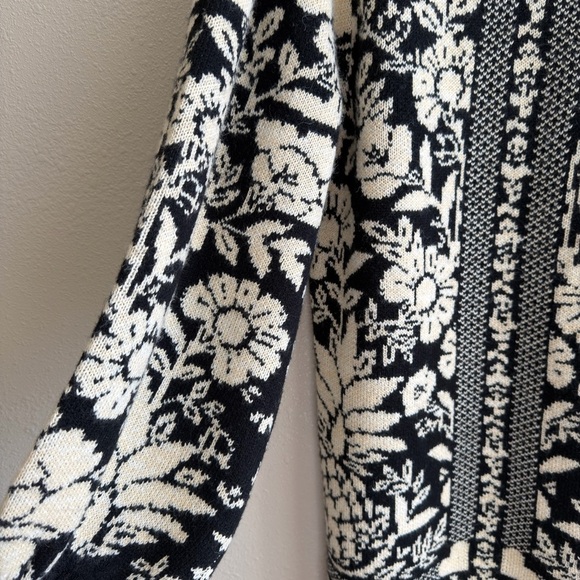 FARM RIO Pineapple Garden Mini Knit Sweater Dress - Picture 9 of 14